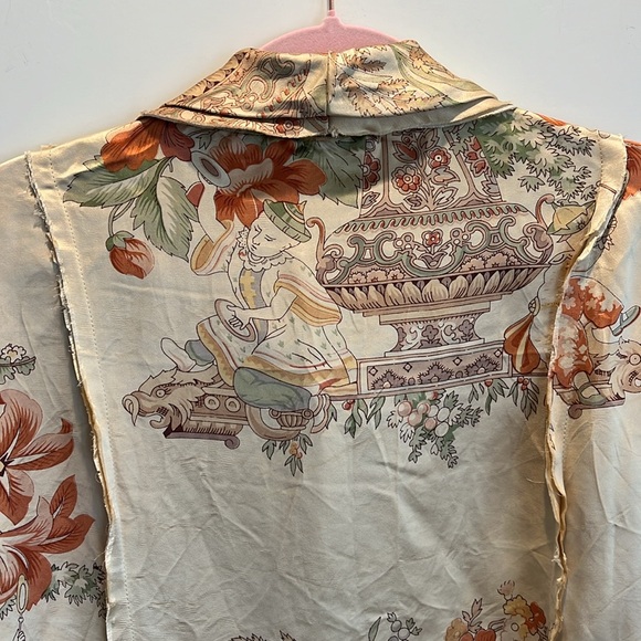 KRISTA LARSON 100% Silk Jacket - Picture 8 of 11